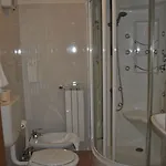 Al维亚莱旅馆 3*