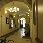 Al维亚莱旅馆 酒店 3*