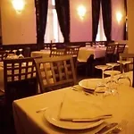 Al维亚莱旅馆 酒店 3*