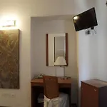 Al维亚莱旅馆 酒店