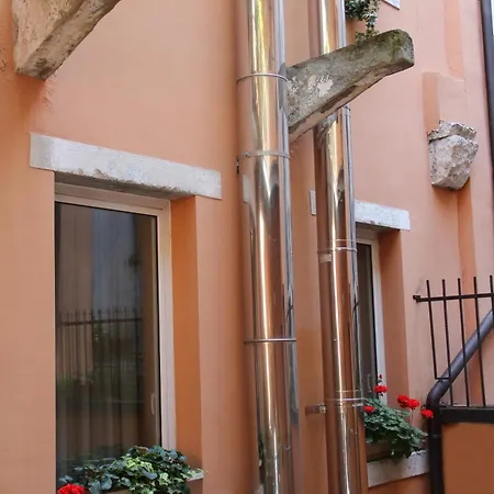 Al Viale Trieste