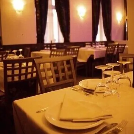 Al Viale Hotel 3*